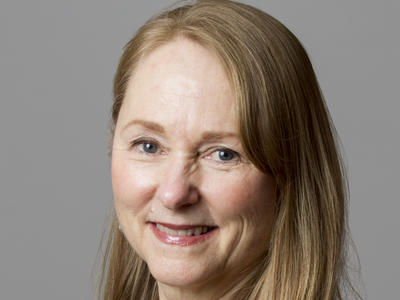 Patricia Weber Headshot